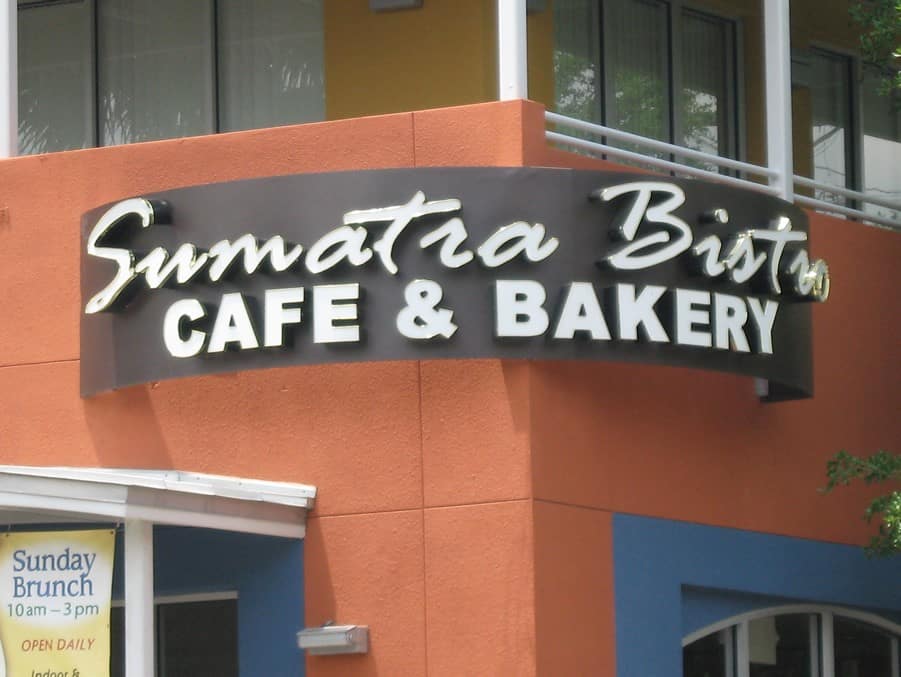 Channel Letters on Pan Face Sign