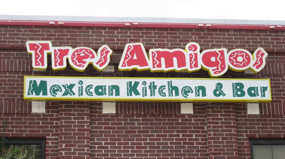 Tres Amigos